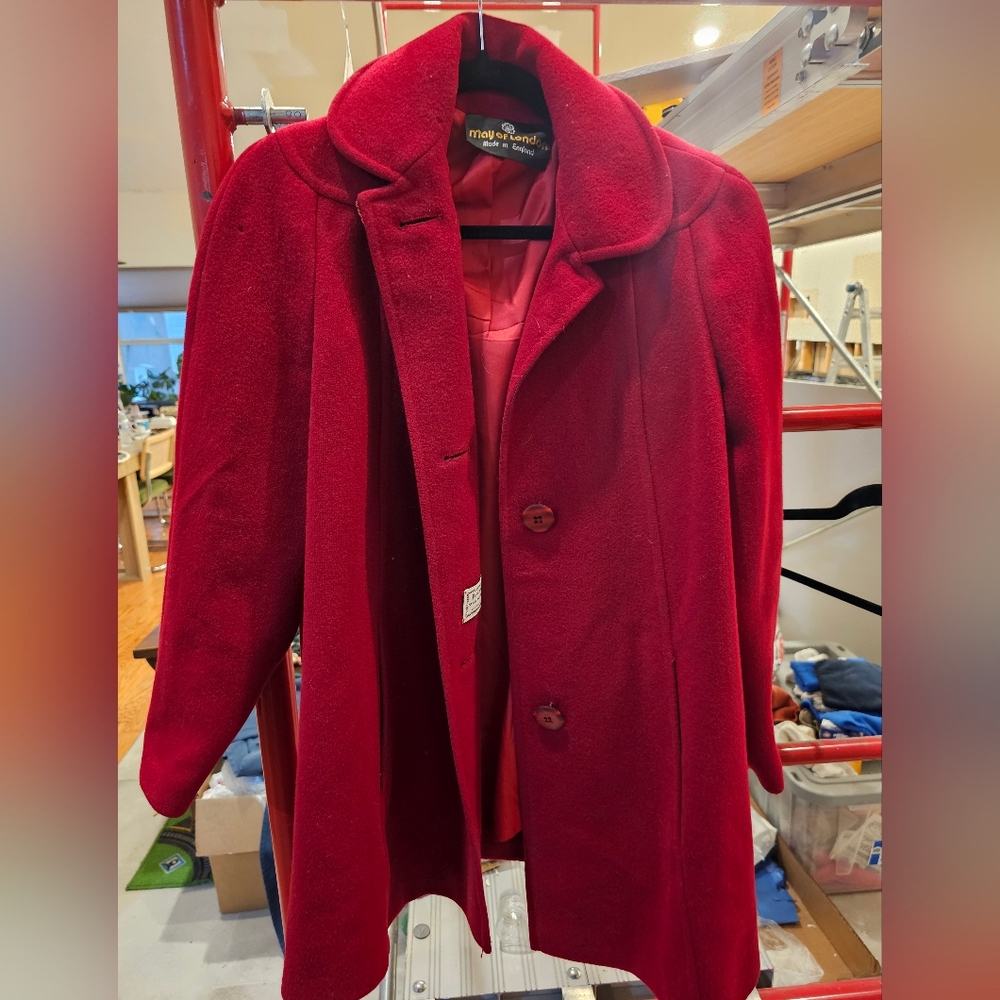 VINTAGE 1980S Red Peacoat